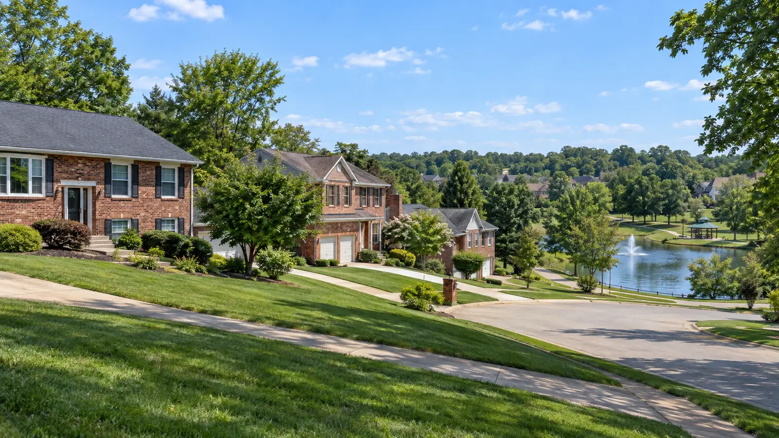 A neighborhood scene from Ballwin, MO
