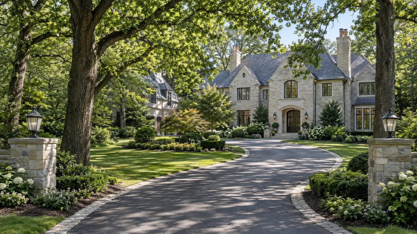 A neighborhood scene from Ladue, MO